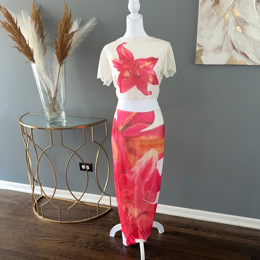 Fashion Nova Floral Swim Coverup Set - Cream and Red